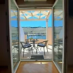 Open Sea شقة *