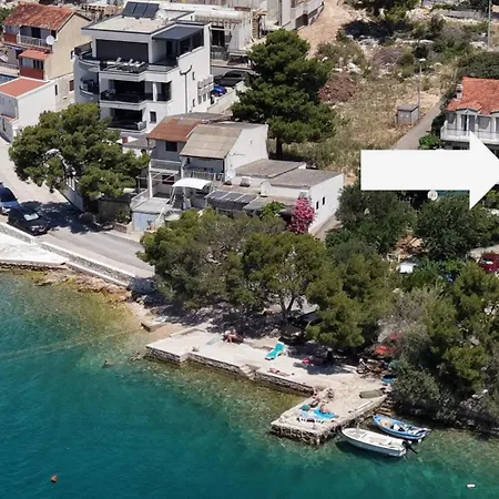 Open Sea Apartment